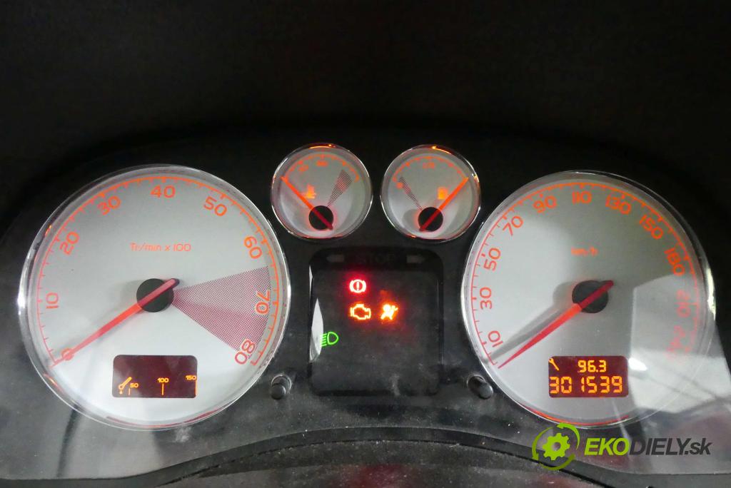 Peugeot 307 1.6 16v 109 HP manual 80 kW 1587 cm3 5- prístrojovka/ budíky 9655925780 (Prístrojové dosky, displeje)