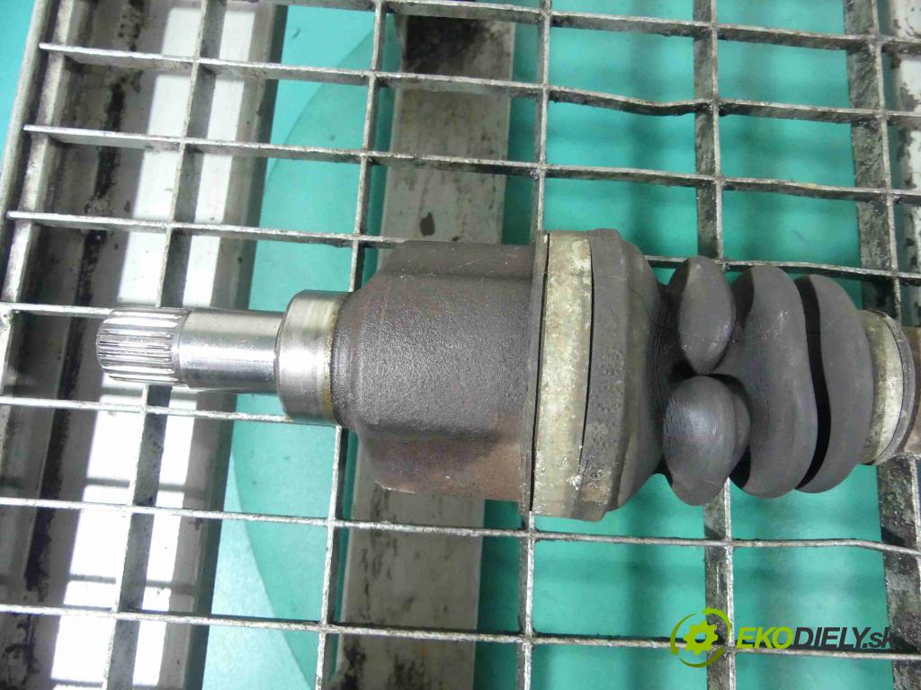 Peugeot 307 1.6 16v 109 HP manual 80 kW 1587 cm3 5- poloos ľavé  (Poloosy)