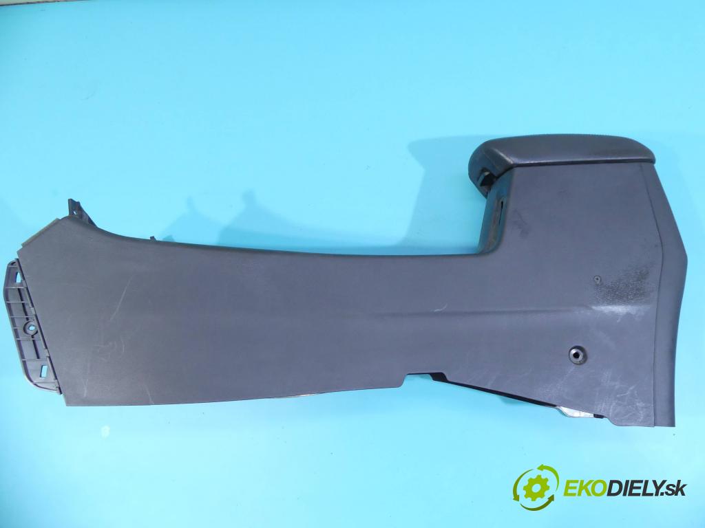 Kia Carens IV 2013-2019 1.7 crdi 141 HP automatic 104 kW 1685 cm3 5- operadlo 84610-A4001 (Lakťové opierky)