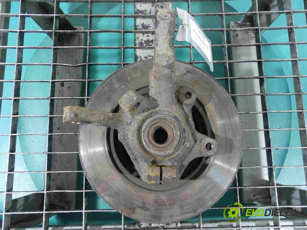 Renault Kangoo I 1998-2008 1,2.0 16v 75 HP manual 55 kW 1149 cm3 5- náboj ľavé  (Náboje)