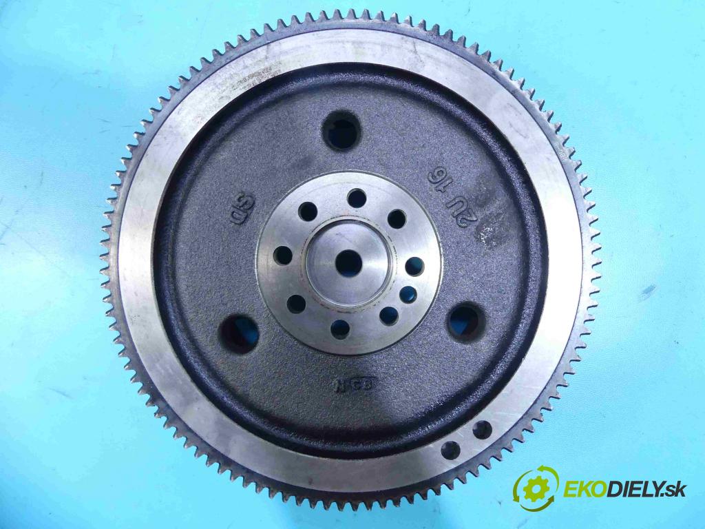 Kia Ceed III 2018- 1.6 crdi 116 HP manual 85 kW 1598 cm3 5- koleso hojdačka:  (Zotrvačníky)