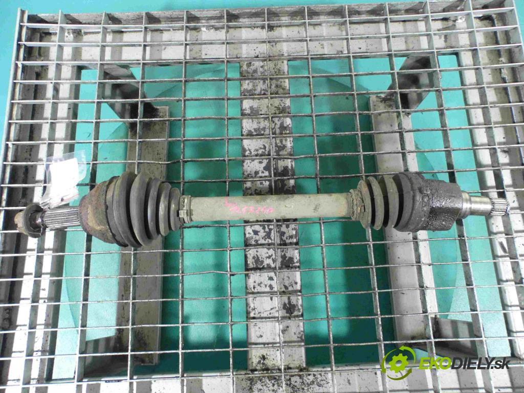 Ford Focus Mk1 1998-2004 1.6 16v 101 HP manual 74 kW 1596 cm3 5- poloos ľavé  (Poloosy)