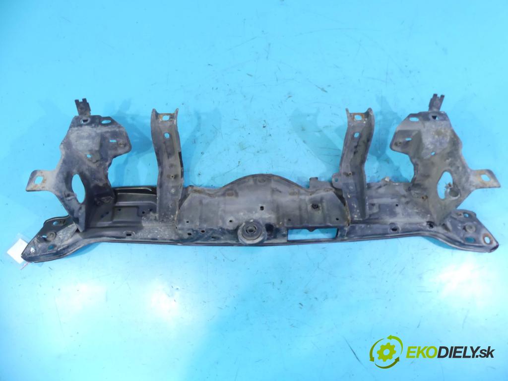 Alfa romeo 147 1.9 jtd 120 hp manual 88 kW 1910 cm3 5- stěna přední  (Výztuhy přední)