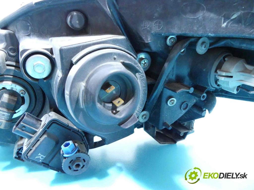 Mazda 5  2005-2010 2.0d 143 HP manual 105 kW 1998 cm3 5- Reflektor: pravý P5115R (Pravé)