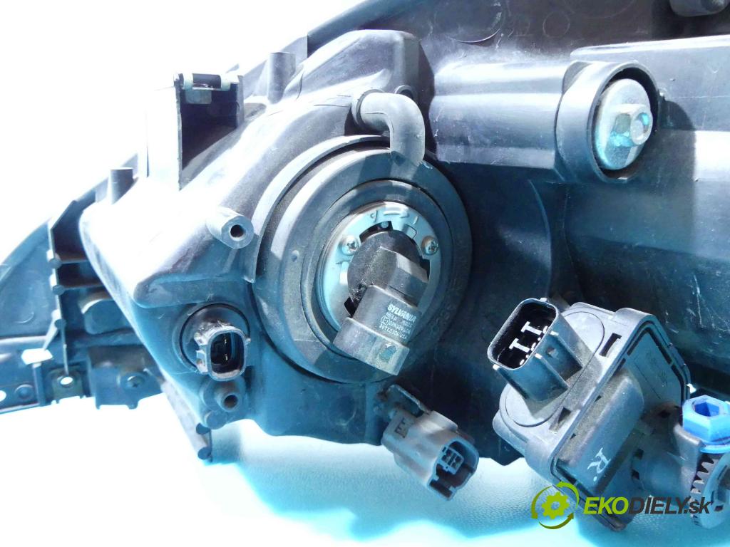 Mazda 5  2005-2010 2.0d 143 HP manual 105 kW 1998 cm3 5- Reflektor: pravý P5115R (Pravé)