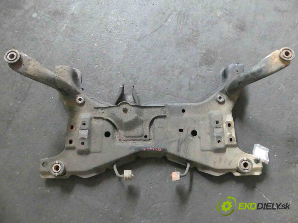 Mazda 5  2005-2010 2.0d 143 hp manual 105 kW 1998 cm3 5- výztuha motoru 