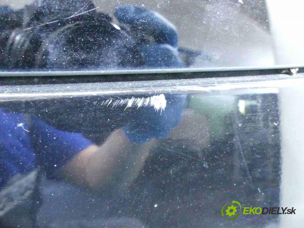 Mazda 5  2005-2010 2.0d 143 hp manual 105 kW 1998 cm3 5- zadní kufrové dveře  (Zadní kapoty)