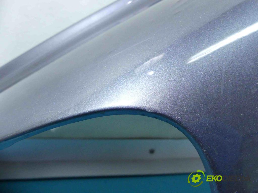 Volvo C30 2.0d 136hp manual 100 kW 1998 cm3 3- blatnik přední levý