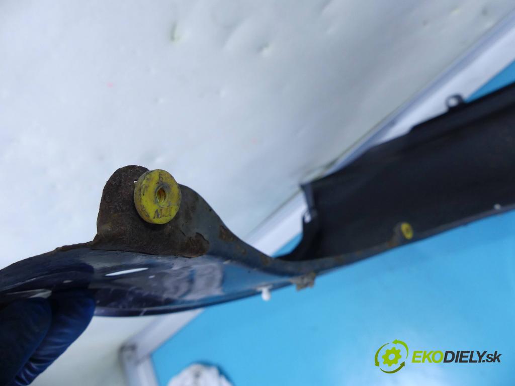 Volvo C30 2.0d 136hp manual 100 kW 1998 cm3 3- blatnik přední levý