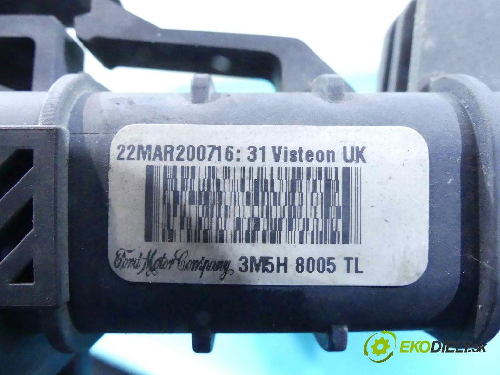 Volvo C30 2.0d 136 HP manual 100 kW 1998 cm3 3- chladič 3M5H-8005-TL (Chladiče)