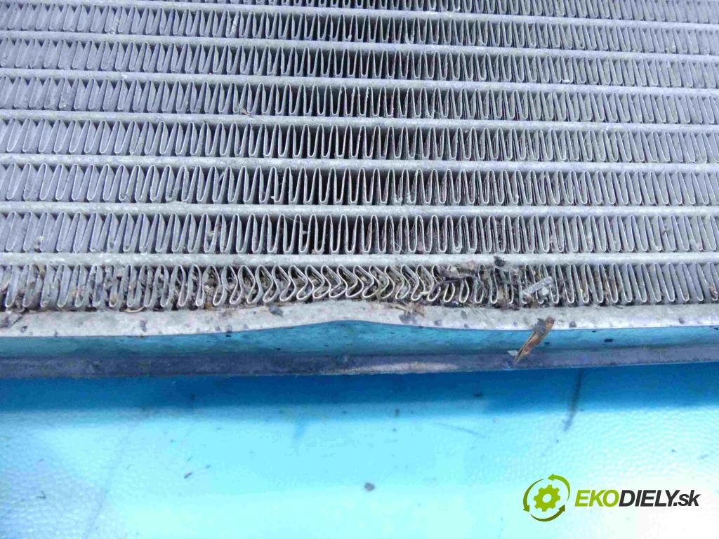 Volvo C30 2.0d 136 HP manual 100 kW 1998 cm3 3- chladič 3M5H-8005-TL (Chladiče)