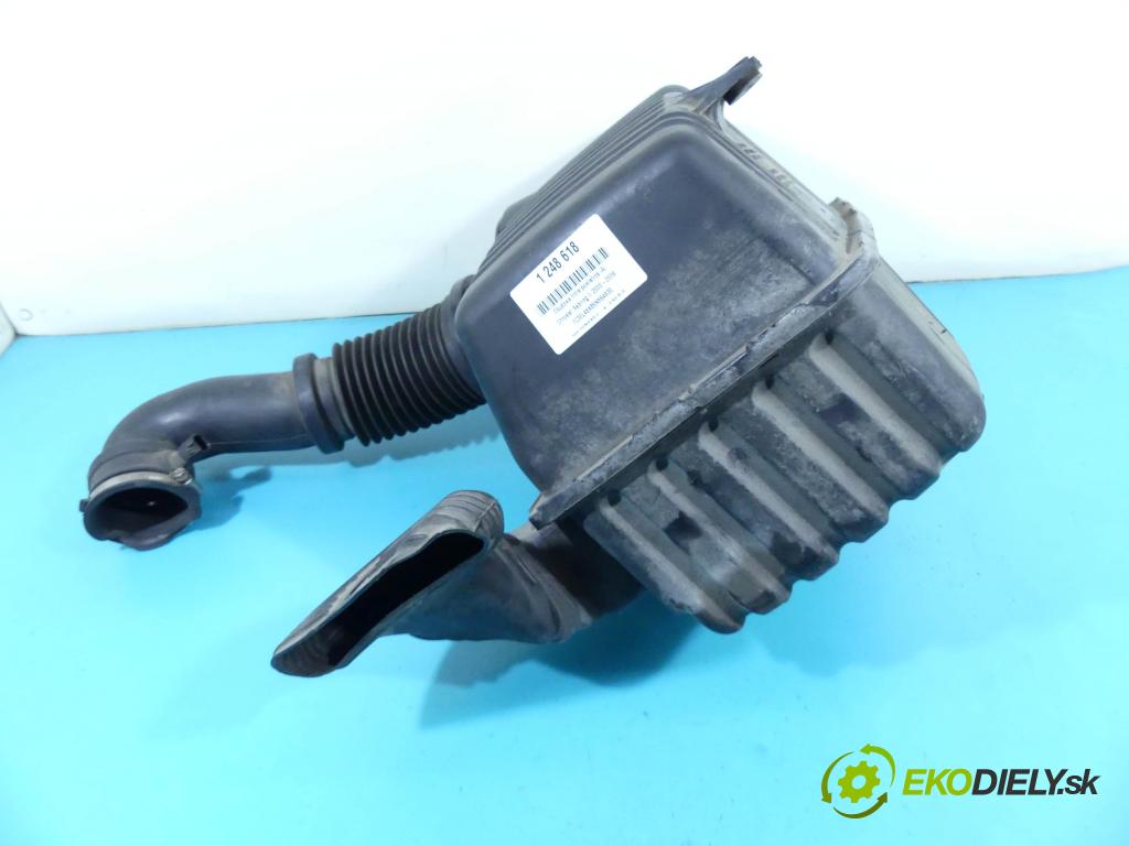 Chrysler Sebring II 2000-2006 2.4 16v 152KM automatic 112 kW 2429 cm3 4- obal filtra vzduchu 04593802AA (Obaly filtrov vzduchu)