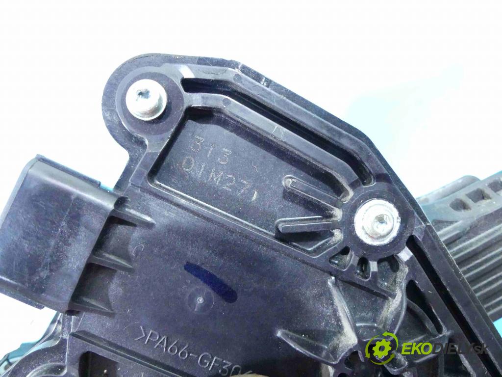 Honda CR-V III 2006-2011 2.2 i-DTEC 150 hp manual 110 kW 2199 cm3 5- pedály JM14A (Pedály)