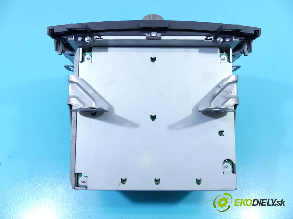 Honda CR-V III 2006-2011 2.2 i-DTEC 150 hp manual 110 kW 2199 cm3 5- Radio továrna: 39100-SWA-G212-M1