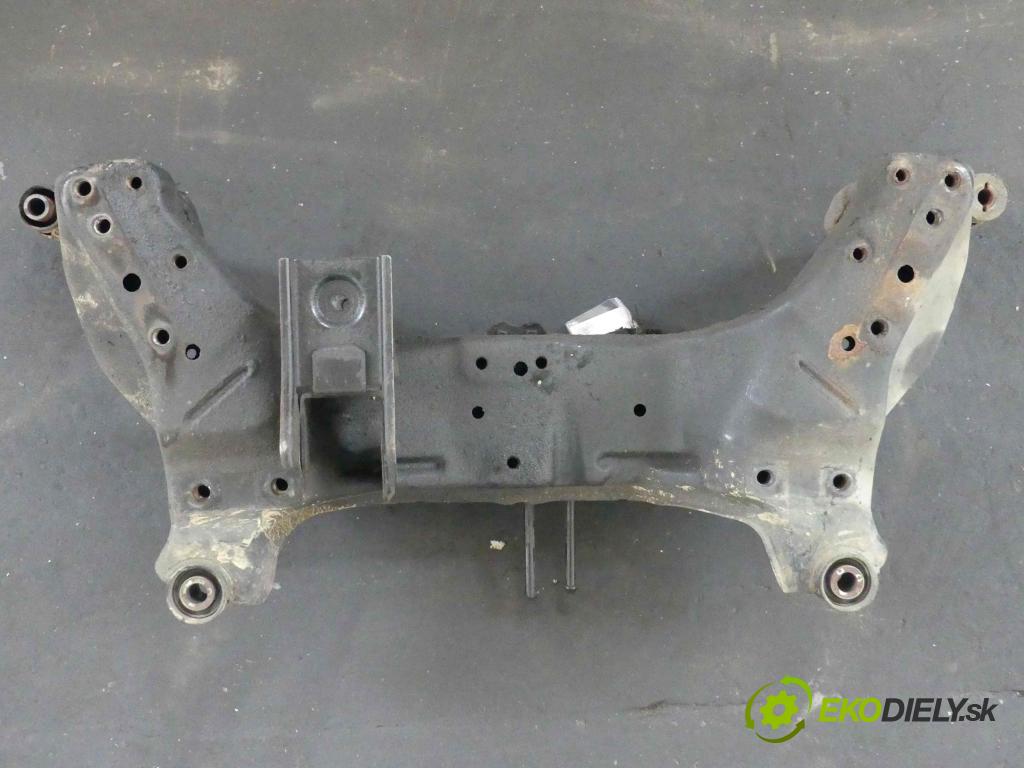Nissan Primera P12 2001-2007 1.9 dci 120 hp manual 88 kW 1870 cm3 4- výztuha motoru