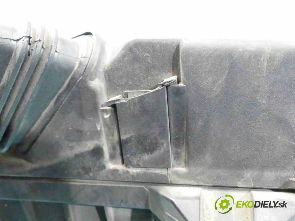 Mercedes C W203 2000-2007 2.0 16v (111951) 129 HP manual 95 kW 1998 cm3 4- obal filtra vzduchu A1110940304 (Obaly filtrov vzduchu)