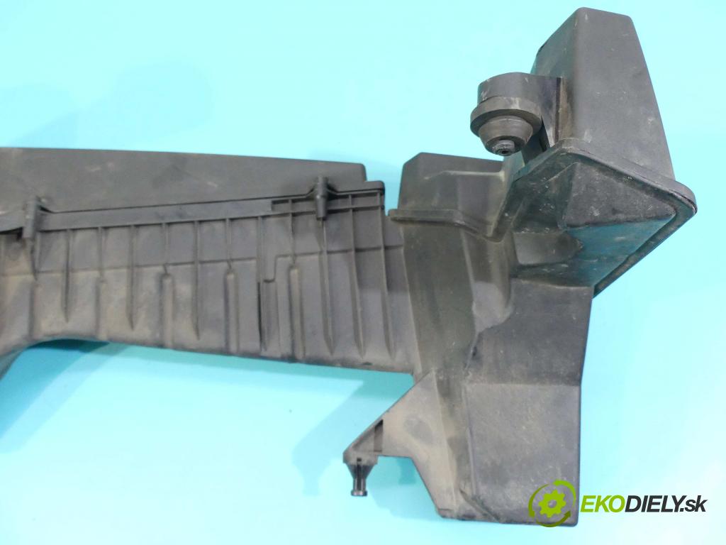 Mercedes C W203 2000-2007 2.0 16v (111951) 129 HP manual 95 kW 1998 cm3 4- obal filtra vzduchu A1110940304 (Obaly filtrov vzduchu)