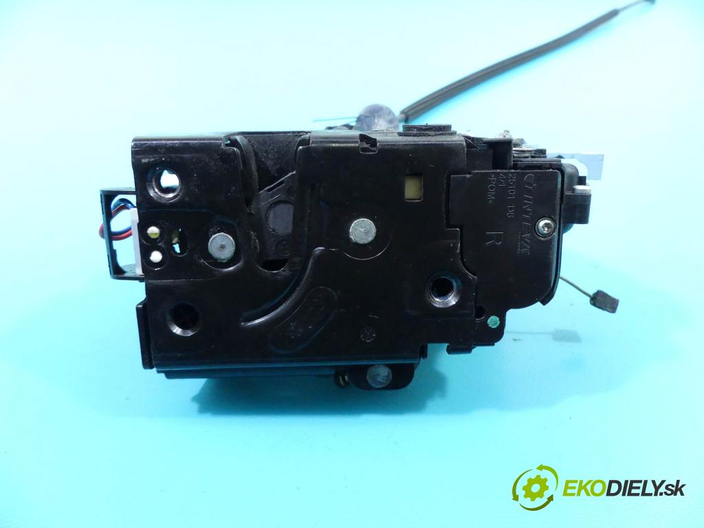 Vw Touran I 2003-2015 2.0 tdi 177 hp automatic 130 kW 1968 cm3 5- zámek zadní pravý 7L0839016J