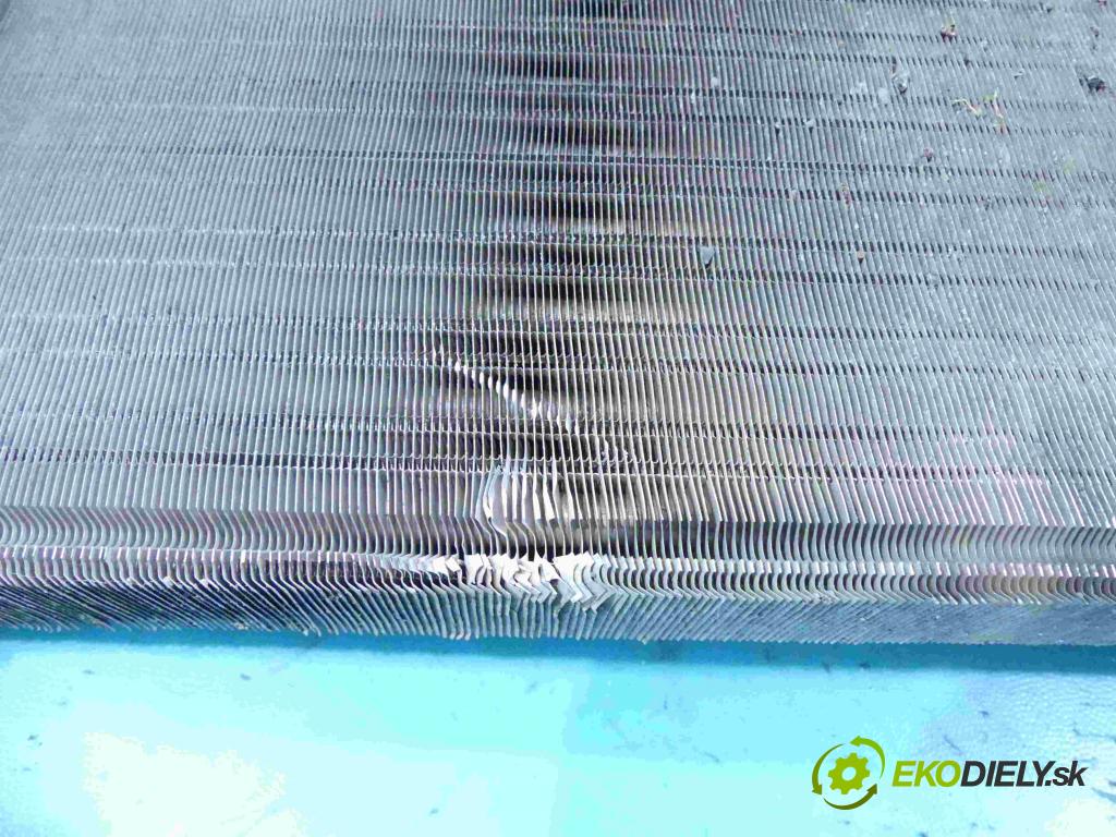 Fiat Punto I 1993-1999 1.2 58 HP manual 43 kW 1242 cm3 3- chladič  (Chladiče)