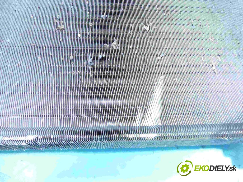 Fiat Punto I 1993-1999 1.2 58 HP manual 43 kW 1242 cm3 3- chladič  (Chladiče)