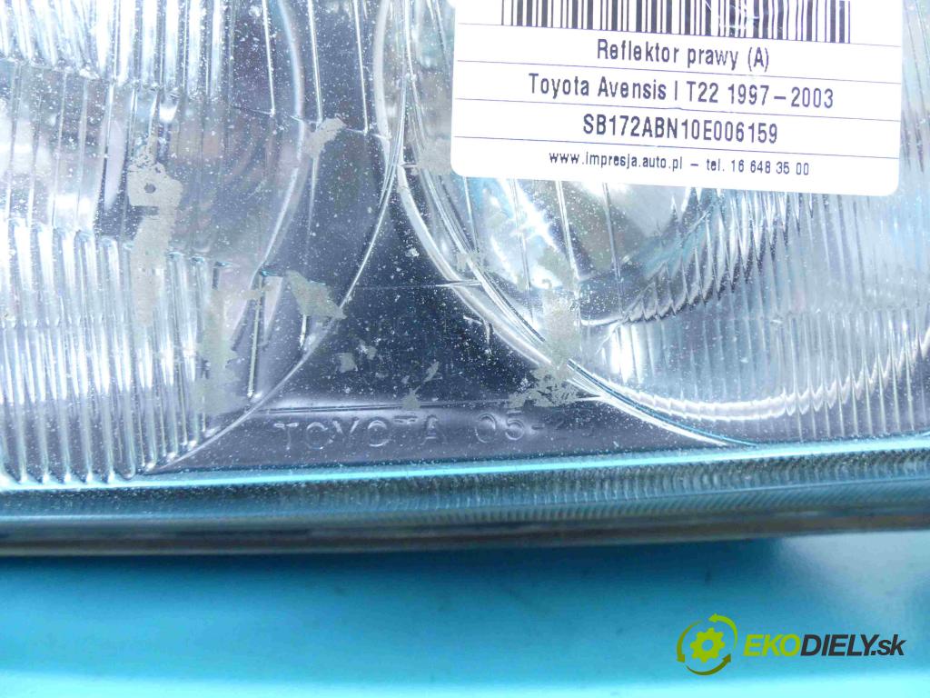 Toyota Avensis I T22 1997-2003 1.8 16v 110 HP manual 81 kW 1762 cm3 5- Reflektor: pravý  (Pravé)