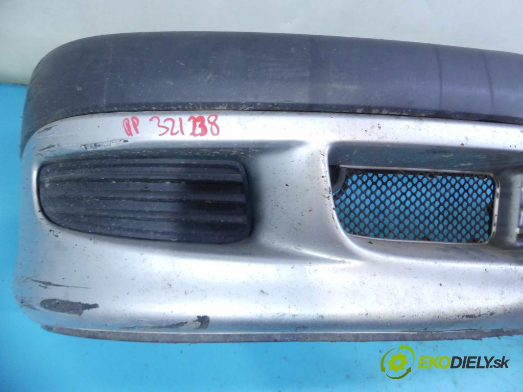 Toyota Avensis I T22 1997-2003 1.8 16v 110 hp manual 81 kW 1762 cm3 5- nárazník přední