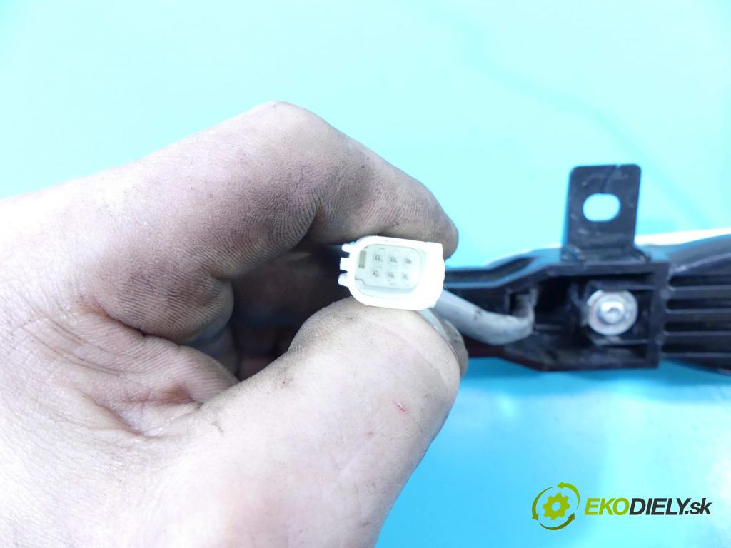 Mazda 6 II GH 2007-2012 2.2 citd 179KM manual 132 kW 2184 cm3 5- rukoväť predné ľavé mimo:  (Vonkajšie predné ľavé)