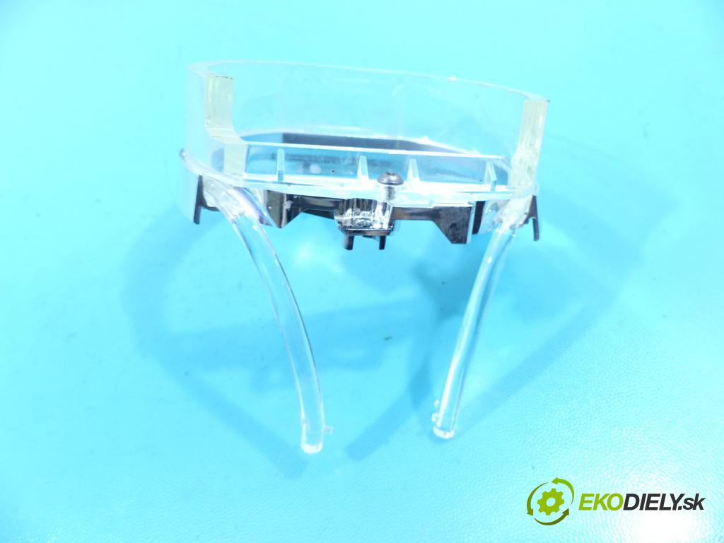 Bmw X3 F25 2010-2017 3.0 306KM automatic 225 kW 2979 cm3 5- Reflektor: pravý 6002TM0222 (Pravé)