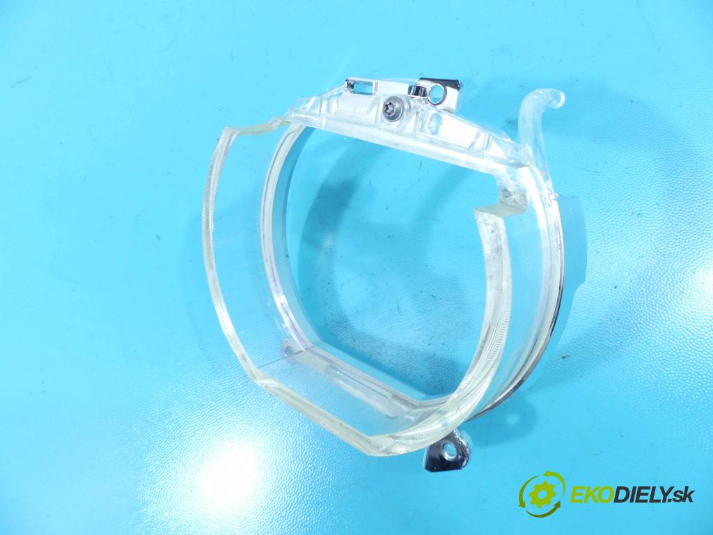 Bmw X3 F25 2010-2017 3.0 306KM automatic 225 kW 2979 cm3 5- Reflektor: pravý 6002TM0222 (Pravé)