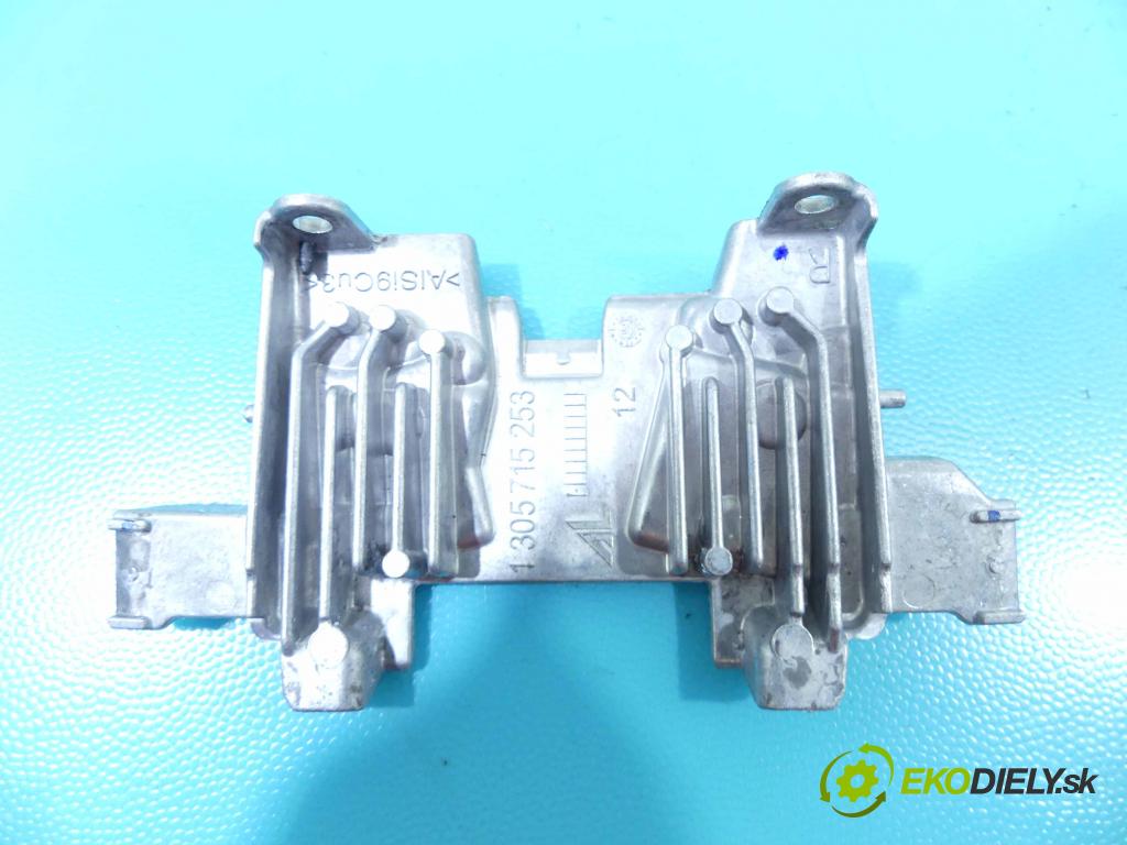 Bmw X3 F25 2010-2017 3.0 306KM automatic 225 kW 2979 cm3 5- Reflektor: pravý 1305715253 (Pravé)