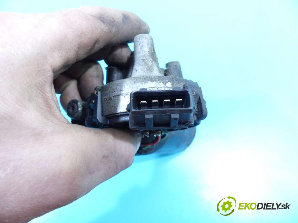 Peugeot 206 1.1 60 HP manual 44 kW 1124 cm3 5- motor stieračov predné 0390241360