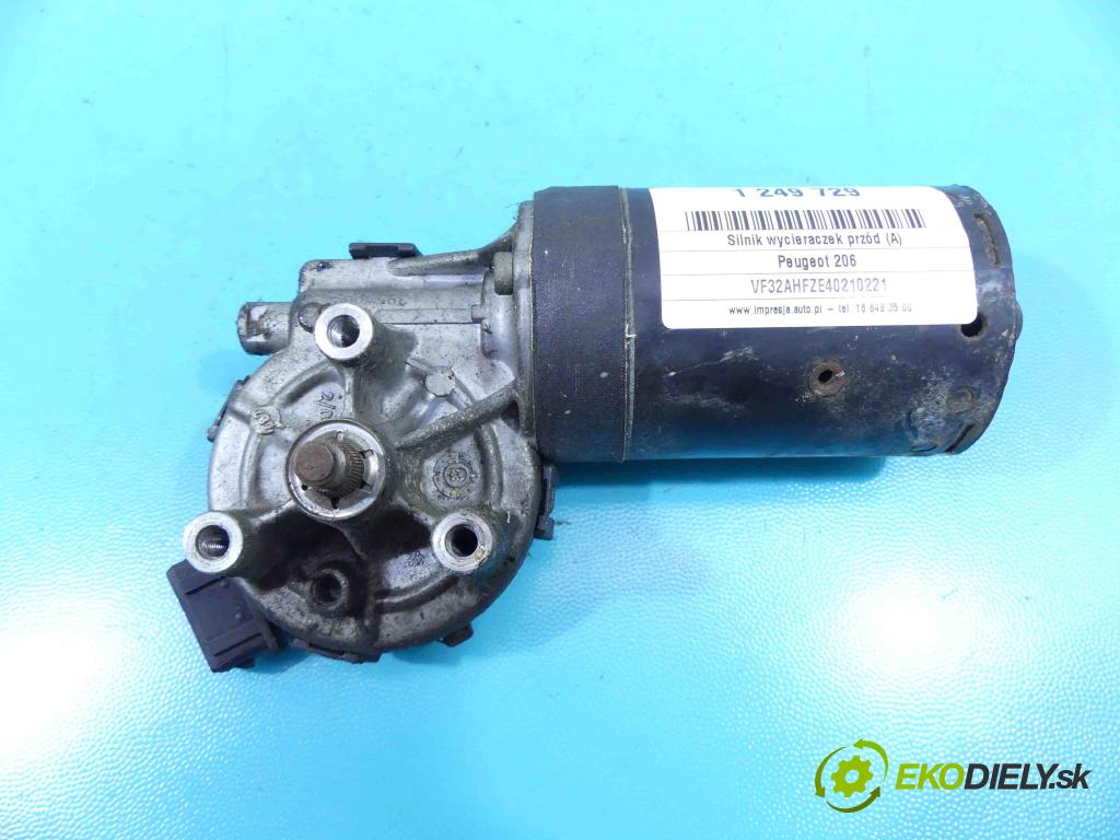 Peugeot 206 1.1 60 HP manual 44 kW 1124 cm3 5- motor stieračov predné 0390241360