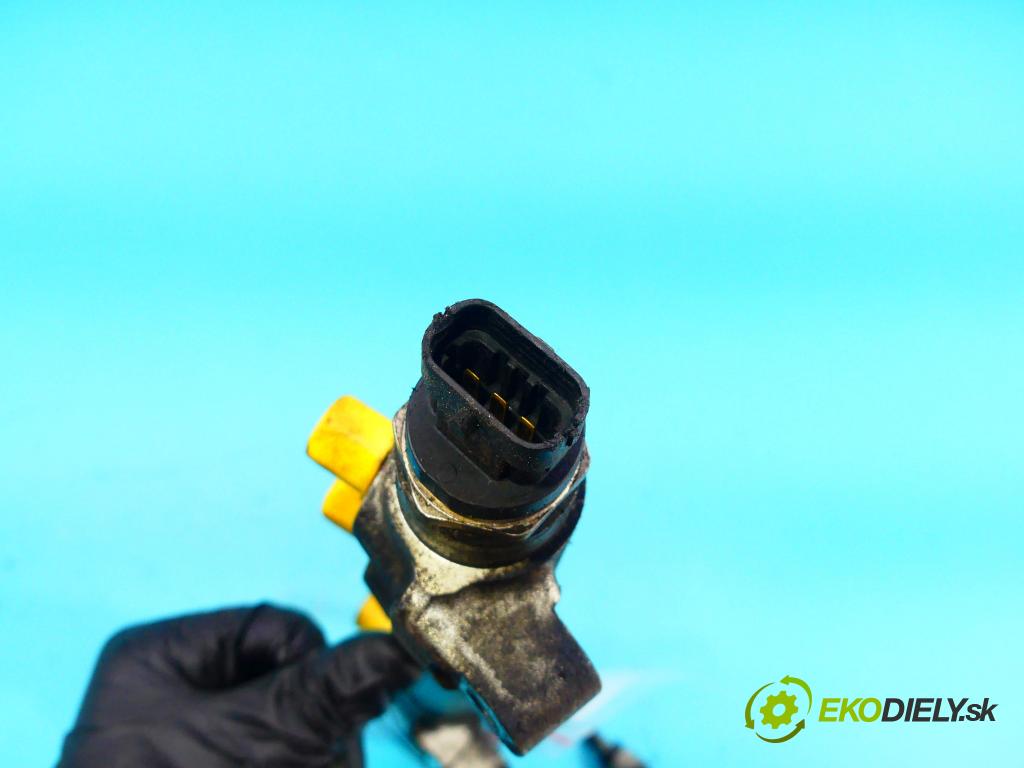 Nissan Atleon II 2000-2013 3.0 dci 150 HP manual 110 kW 2953 cm3 2- lišta vstrekovacia 0281002841 (Vstrekovacie lišty)