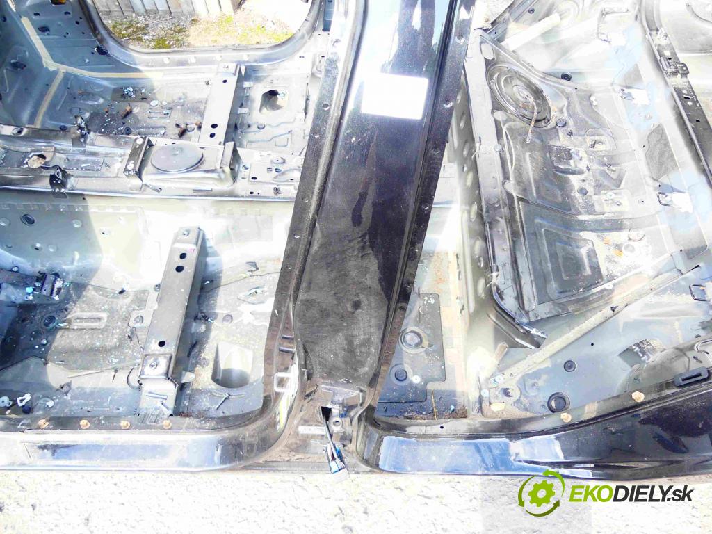 Bmw X3 F25 2010-2017 3.0 306KM automatic 225 kW 2979 cm3 5- práh levý  (Ostatní)