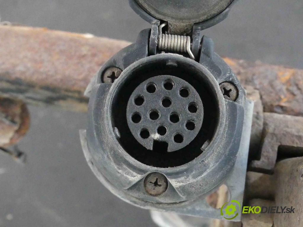 Nissan Murano Z50 2003-2008 3.5 V6 234KM automatic 172 kW 3498 cm3 5- oko tažné