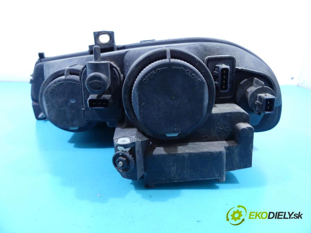 Alfa romeo 156 2.0 16v 155 HP manual 114 kW 1970 cm3 4- Reflektor: pravý  (Pravé)