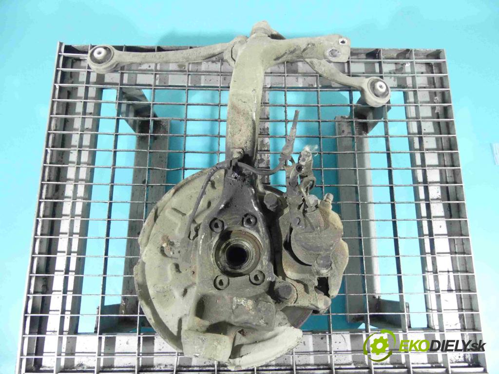 Audi A4 B6 2000-2004 2.0 FSI 150 HP manual 110 kW 1984 cm3 4- náboj pravé  (Náboje)