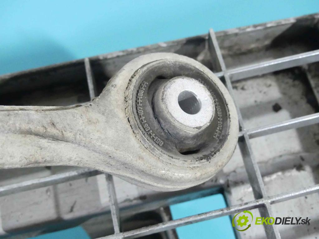 Audi A4 B6 2000-2004 2.0 FSI 150 HP manual 110 kW 1984 cm3 4- náboj pravé  (Náboje)