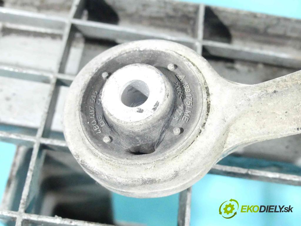 Audi A4 B6 2000-2004 2.0 FSI 150 HP manual 110 kW 1984 cm3 4- náboj pravé  (Náboje)