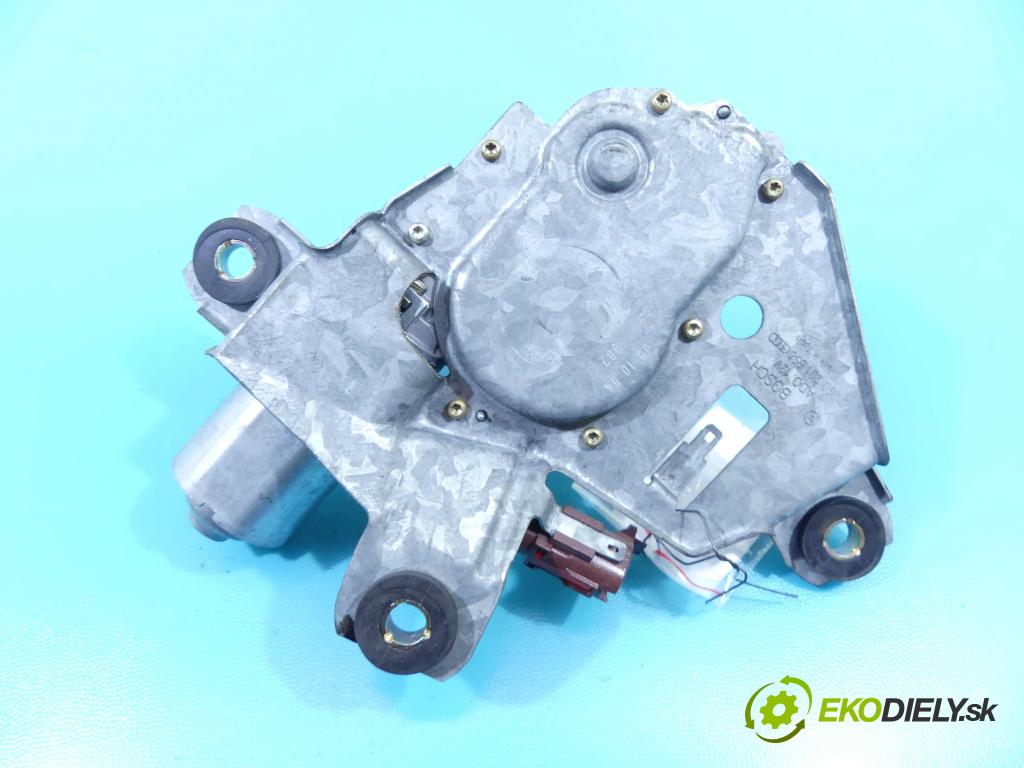 Peugeot 406 2.0 16v 136 HP manual 100 kW 1997 cm3 5- motor stieračov zadné 0390201556