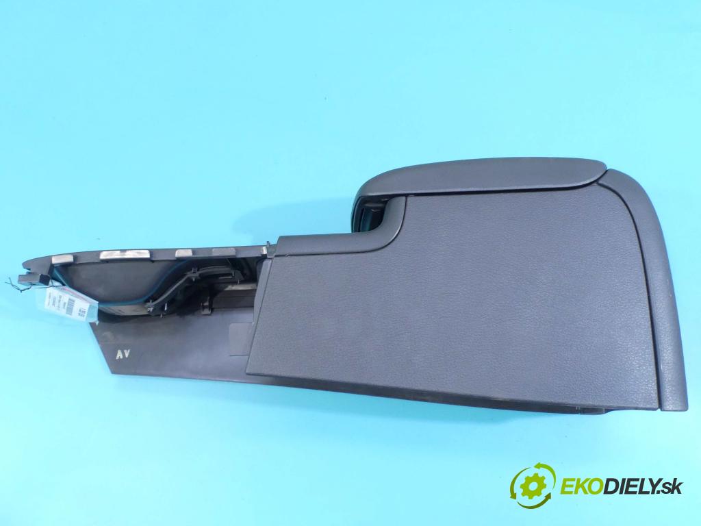 Subaru Impreza III GH 2007-2012 1.5 boxer 107 HP manual 79 kW 1498 cm3 5- operadlo 92132FG050 (Lakťové opierky)