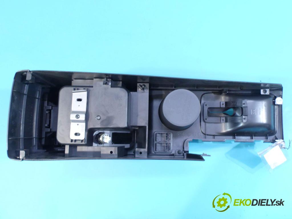 Subaru Impreza III GH 2007-2012 1.5 boxer 107 HP manual 79 kW 1498 cm3 5- operadlo 92132FG050 (Lakťové opierky)