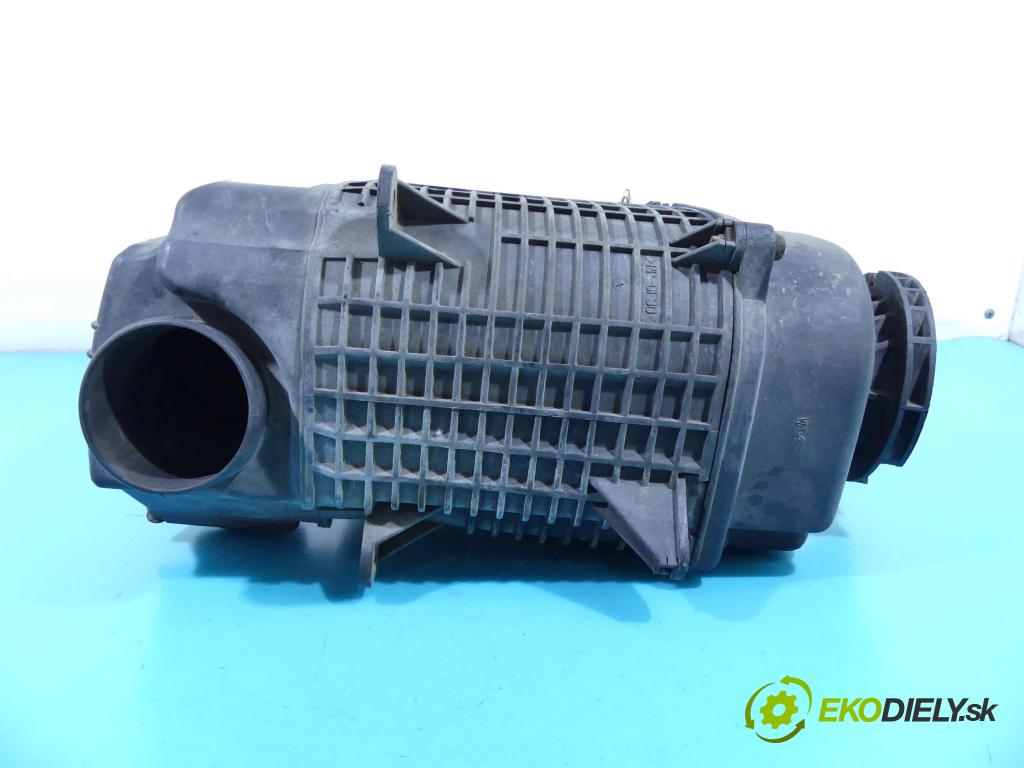 Renault Safrane II 2,5.0 165 HP manual 121 kW 2435 cm3 5- obal filtra vzduchu 7700866565 (Obaly filtrov vzduchu)