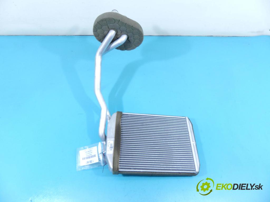 Dacia Dokker 2012- 1.6 8v 82 HP manual 60 kW 1598 cm3 5- radiator 5N8510100 (Radiátory kúrenia)