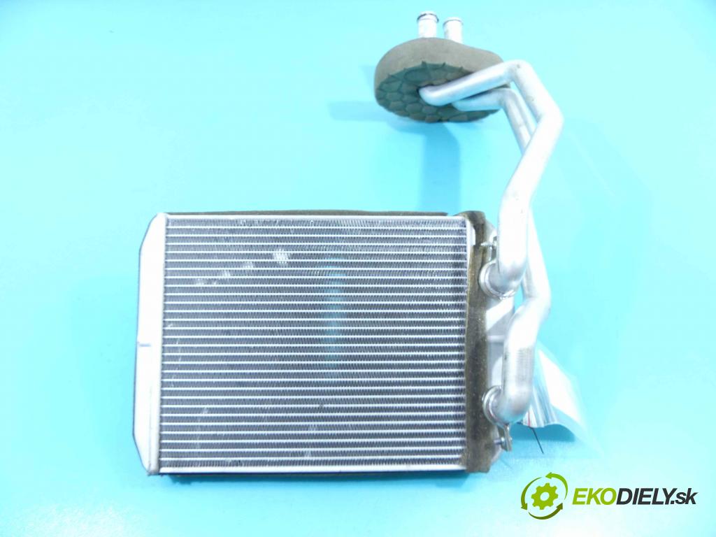 Dacia Dokker 2012- 1.6 8v 82 HP manual 60 kW 1598 cm3 5- radiator 5N8510100 (Radiátory kúrenia)