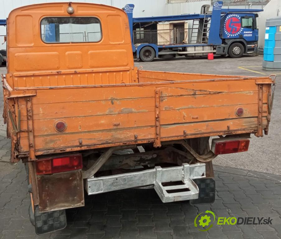 Żuk A 11 b 2.1 karburátor: 71 hp manual 52 kW 2120 cm3 5- sklo zadní  (Okna zadní)