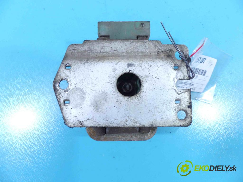 Żuk A 11 b 2.1 karburátor: 71 HP manual 52 kW 2120 cm3 5- modul riadiaca jednotka 4191122 (Ostatné)