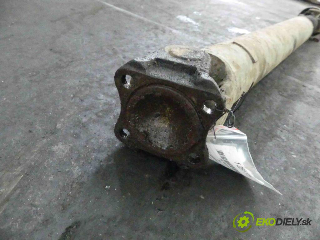 Żuk A 11 b 2.1 karburátor: 71 HP manual 52 kW 2120 cm3 5- Hřídel:  (Kardaňové hriadele)