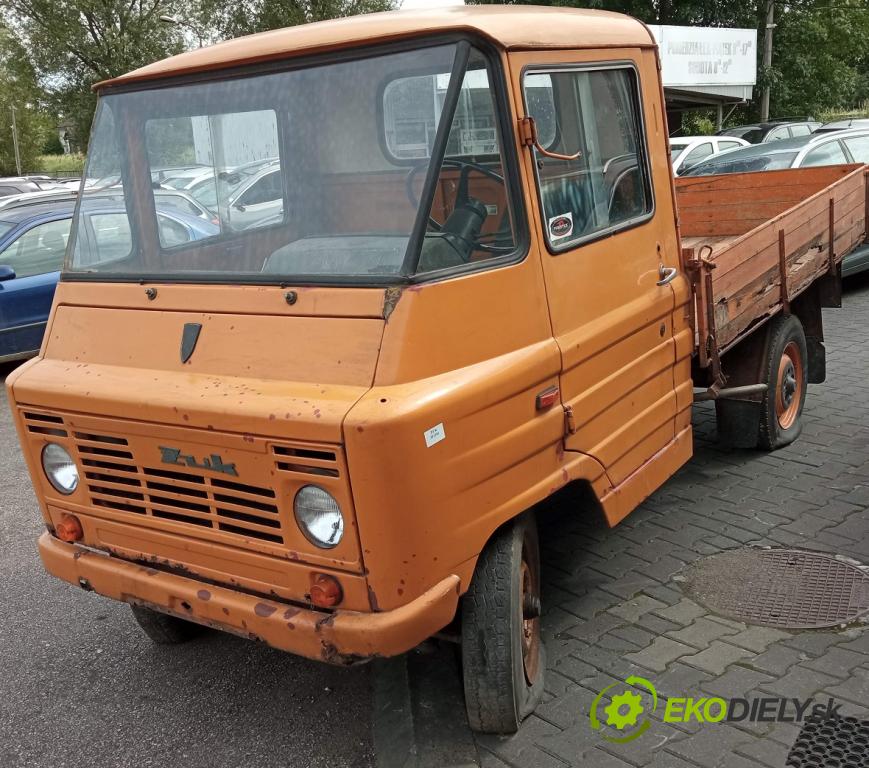Żuk A 11 b 2.1 karburátor: 71 HP manual 52 kW 2120 cm3 5- kapota predná