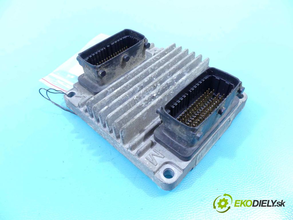 Daewoo Tacuma 2.0 16v 121KM manual 89 kW 1998 cm3 5- Jednotka riadiaca 12201599